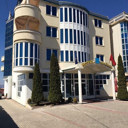 Hotel Apollonia Πρίστινα Εξωτερικό φωτογραφία