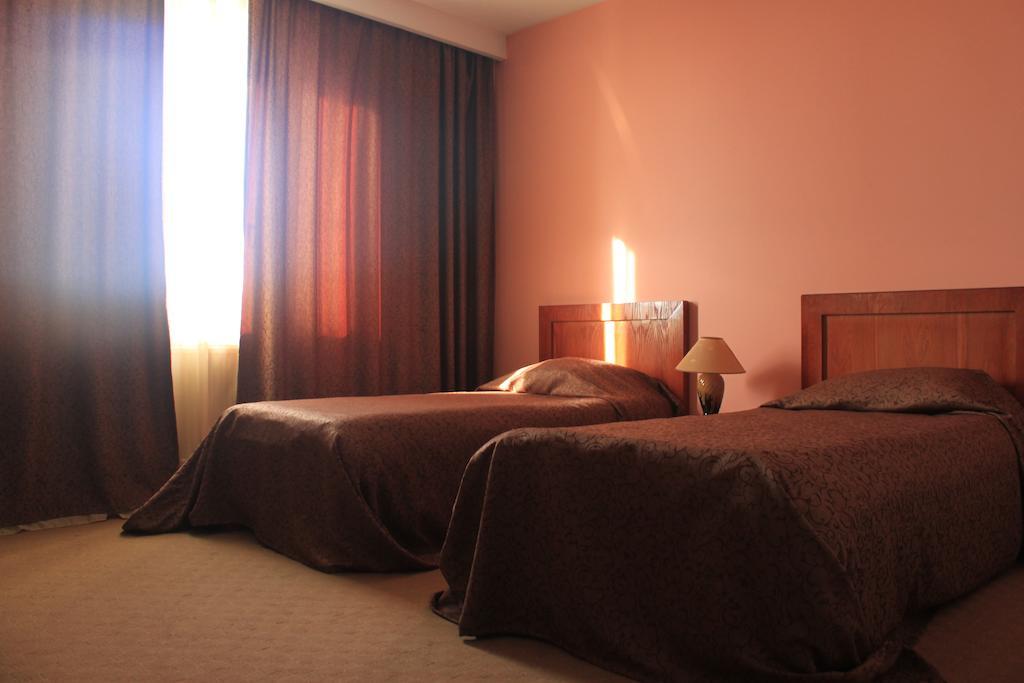 Hotel Apollonia Πρίστινα Δωμάτιο φωτογραφία