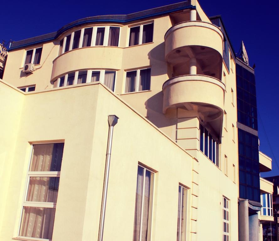 Hotel Apollonia Πρίστινα Εξωτερικό φωτογραφία
